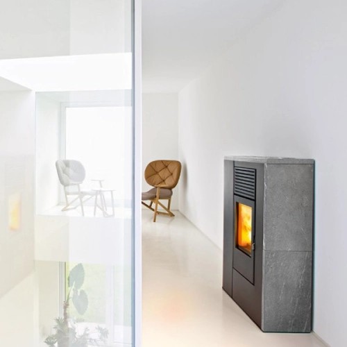 Anteprima: Stufa a pellet MCZ FLAIR Comfort Air 8 kW